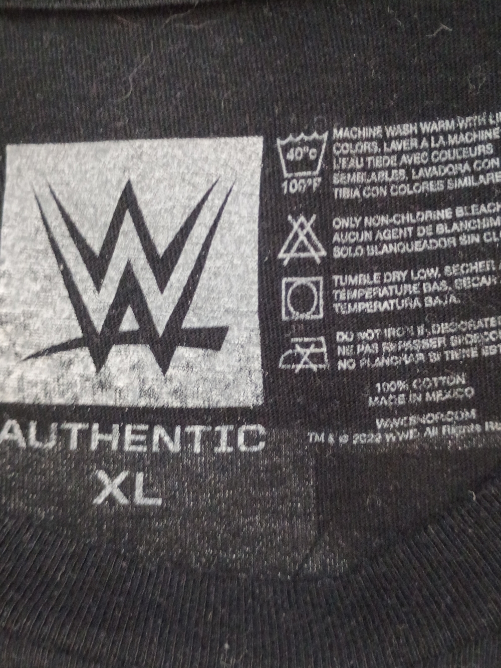 Latino Heat Graphic Men's TT-Shirt Black & Red Size XL - Picture 5 of 5